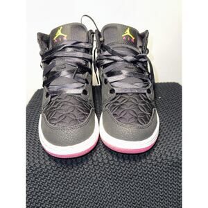 Nike Air Jordan One Mid Gs Black Pink Volt Quilted Toe Youth 5.5 Ribbon Lace